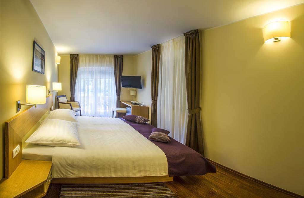Hotel Villa Privileggio Mošćenička Draga Kültér fotó