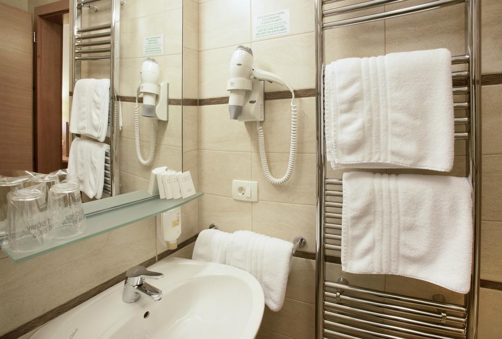 Hotel Villa Privileggio Mošćenička Draga Kültér fotó